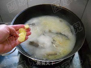 Chrysanthemum Pisces Hot Pot recipe