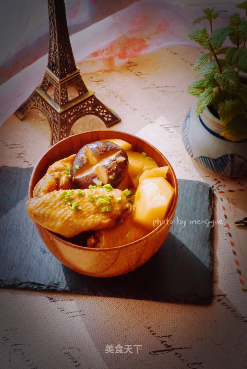 Beer-boiled Mushrooms and Potatoes Chicken Wings recipe