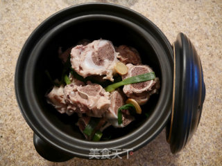 Pork Bone Mushroom Soup recipe