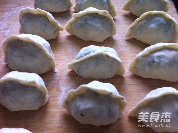 Steamed Dumplings with Amaranth, Egg and Shrimp Skin recipe