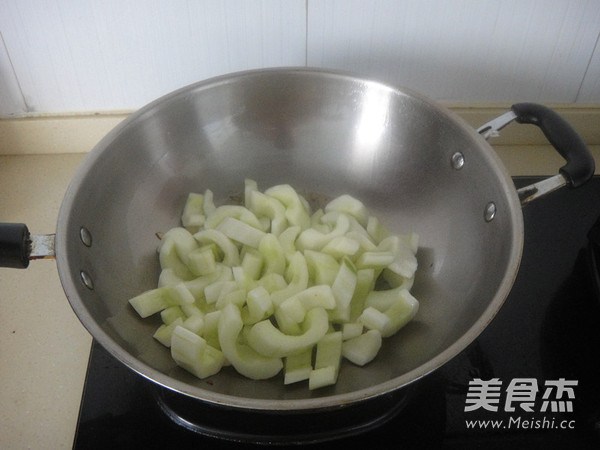 Braised Old Cucumber recipe