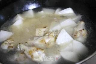 Braised Chicken Drumsticks with White Radish recipe