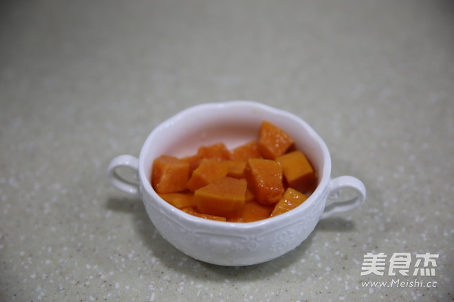 Stewed Hashima with Papaya Milk recipe