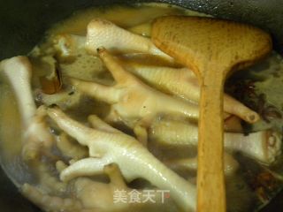 Spiced Chicken Feet recipe