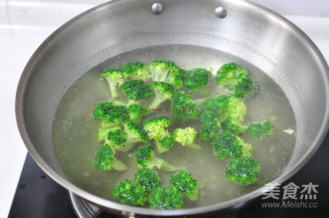 Shredded Chicken with Vegetables recipe