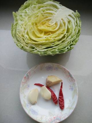 Stir-fried Cabbage with Oyster Sauce and Garlic recipe