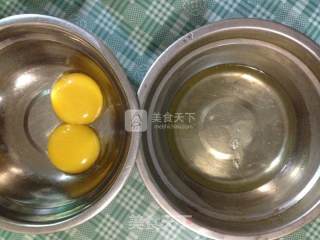 Super Simple and Perfect Chiffon (6-inch Two Eggs) recipe