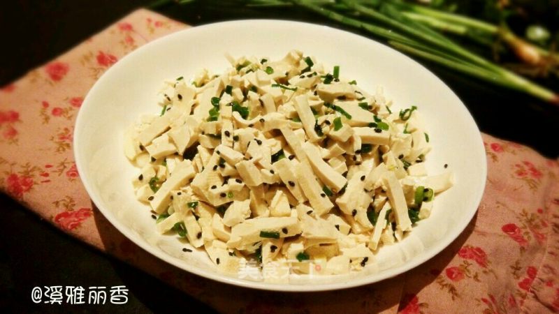 Tofu with Shallots and Sesame Seeds recipe
