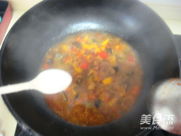 Stewed Eggplant with Garlic and Preserved Egg and Bell Pepper recipe