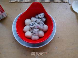 Dragon Fruit Multi-pill Dessert recipe