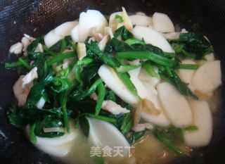 Stir-fried Rice Cake with Spinach recipe