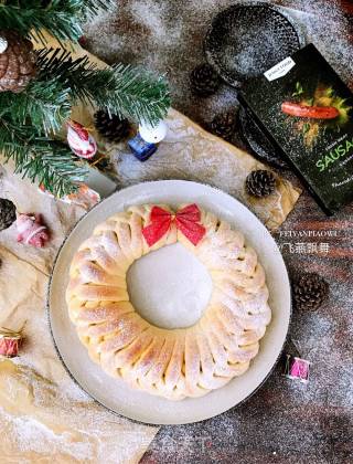 Christmas Wreath Bread recipe