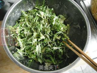 Sesame Sauce Mixed Bitter Chrysanthemum recipe
