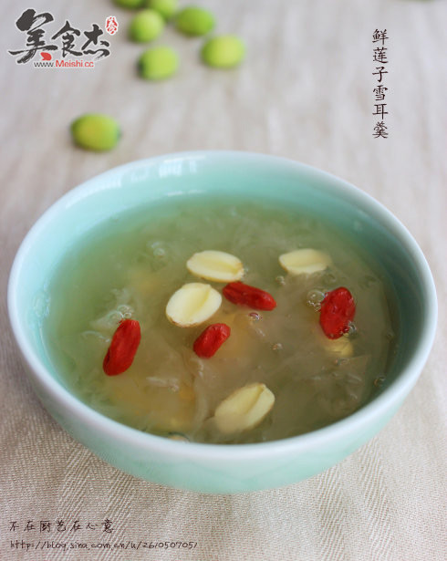 Fresh Lotus Seed and White Fungus Soup recipe