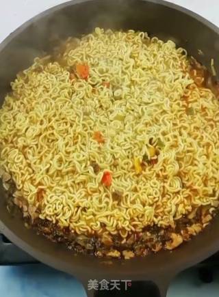 Instant Noodles with Sauerkraut recipe