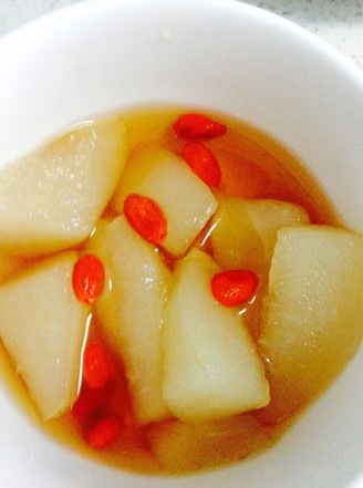 Stewed Sydney Pear with Brown Sugar Wolfberry recipe