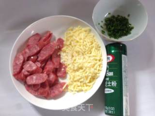 #新良第一节婚纱大赛# Sausage and Cheese Shredded Bread recipe