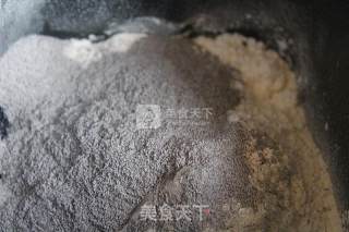 Milk Black Rice Noodle Cranberry Bun recipe