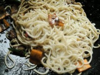 Twice-cooked Pork Fried Ramen recipe