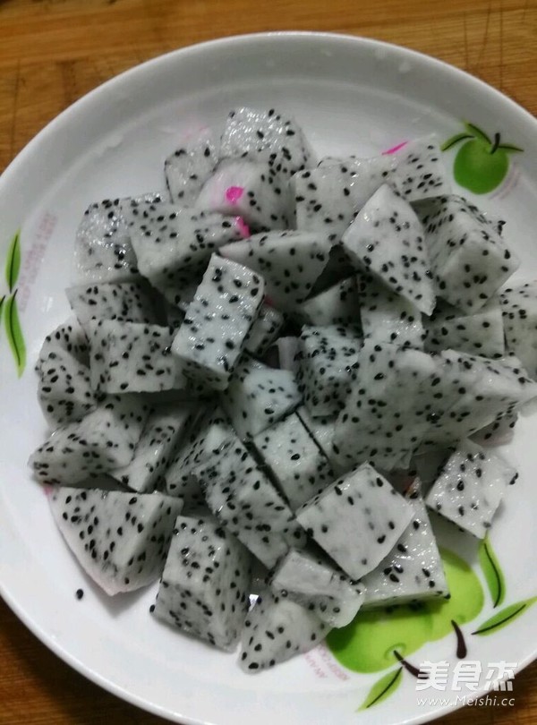 Dragon Fruit Black Pepper Beef Dice recipe