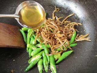 Korean Style Stir-fried Green Pepper with Dried Whitebait recipe