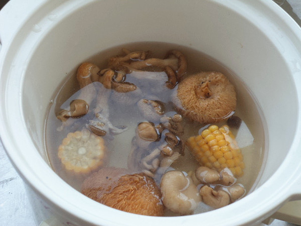 Coryneforme Mushroom and Winter Melon Pot recipe