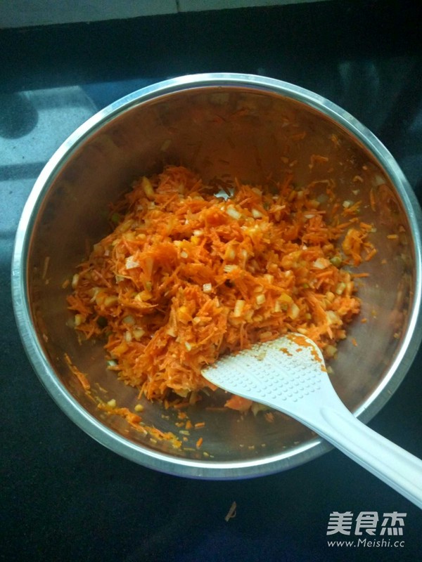 Carrot Shredded Buns recipe