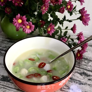 "runzao Soup" Loofah and Scallop Soup recipe