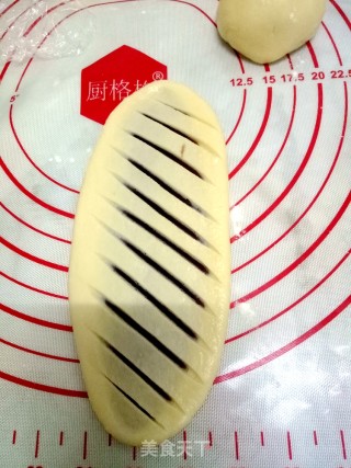 Red Bean Roll Bread recipe