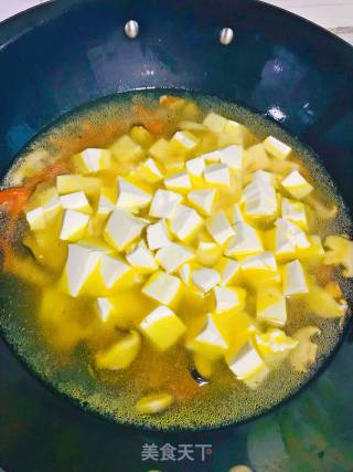 "wild Vegetables" Tofu Mixed Soup recipe