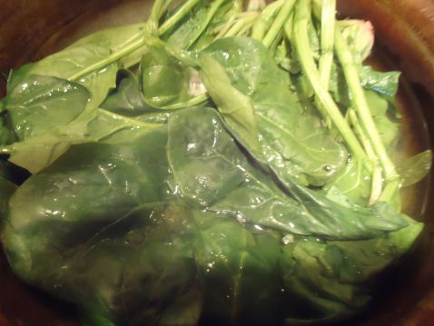Cold Spinach Tremella recipe