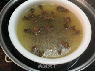 Hime Matsutake and Pigeon Soup recipe