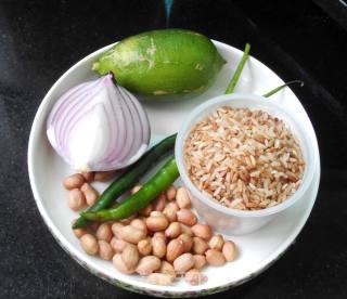Thai Spicy Stir-fried Peanuts and Red Rice recipe