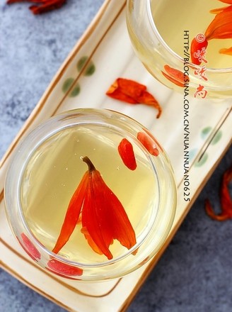 Fragrant Pear Lily Fruit Vinegar Drink