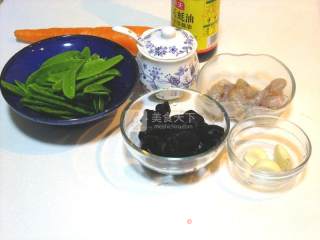 Fried Shrimp with Snow Pea recipe