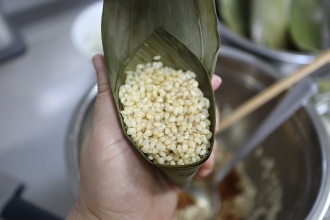 Salted Egg Yolk Soy Sauce Zongzi recipe