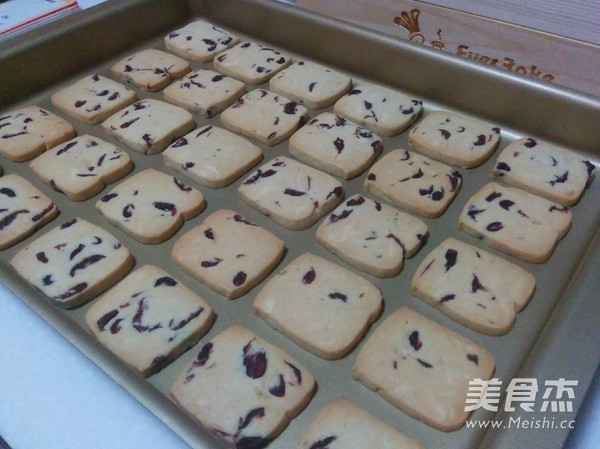 Creamy Cranberry Cookies recipe