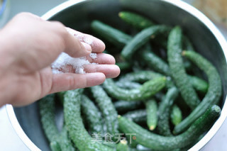 Cucumber with Hot Sauce recipe