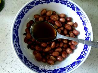 Old Vinegar Peanuts Mixed with Spinach recipe