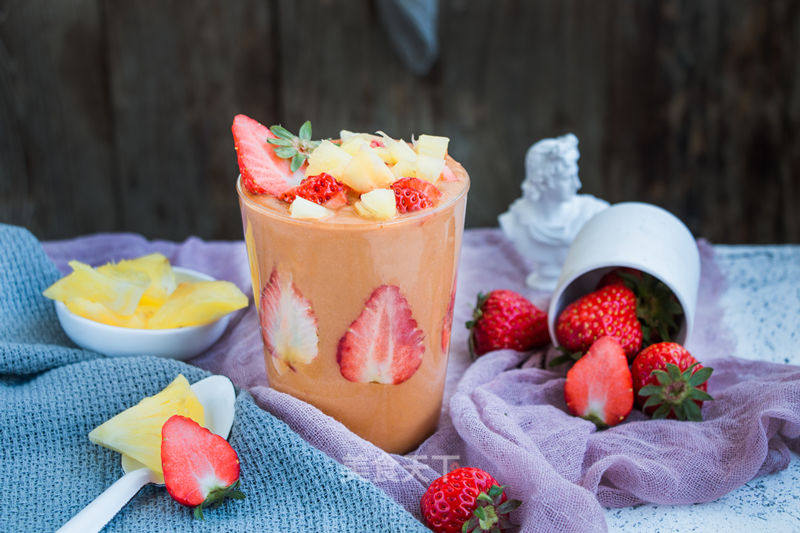 Detox Smoothie for Weight Loss After The Holiday recipe