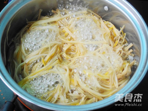 Daylily Mixed Vermicelli recipe