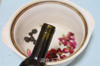 Rose Wine Pear recipe