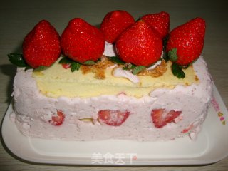 Milk Strawberry Mousse recipe