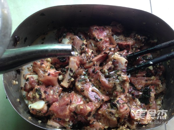 Steamed Pork Ribs with Perilla recipe