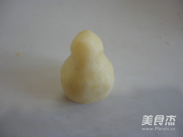 Bionic Bean Paste Stuffed Pear Buns recipe
