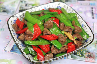 Fried Chicken Hearts with Snow Peas recipe