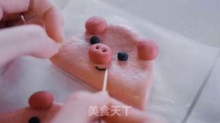 Little Pig Buns [first Taste Diary] recipe