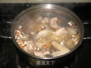 Autumn's Beautiful Soup-chuanbei White Fungus Stewed Partridge recipe