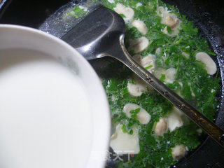 Shepherd's Purse and Mushroom Tofu Soup recipe