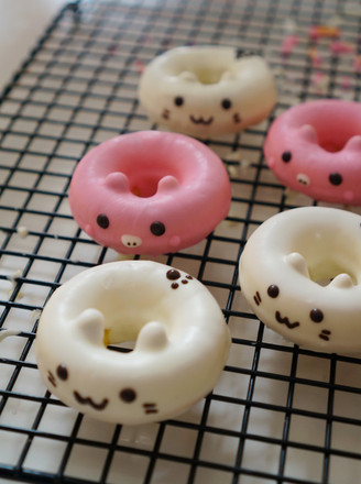 Cartoon Donut Cake